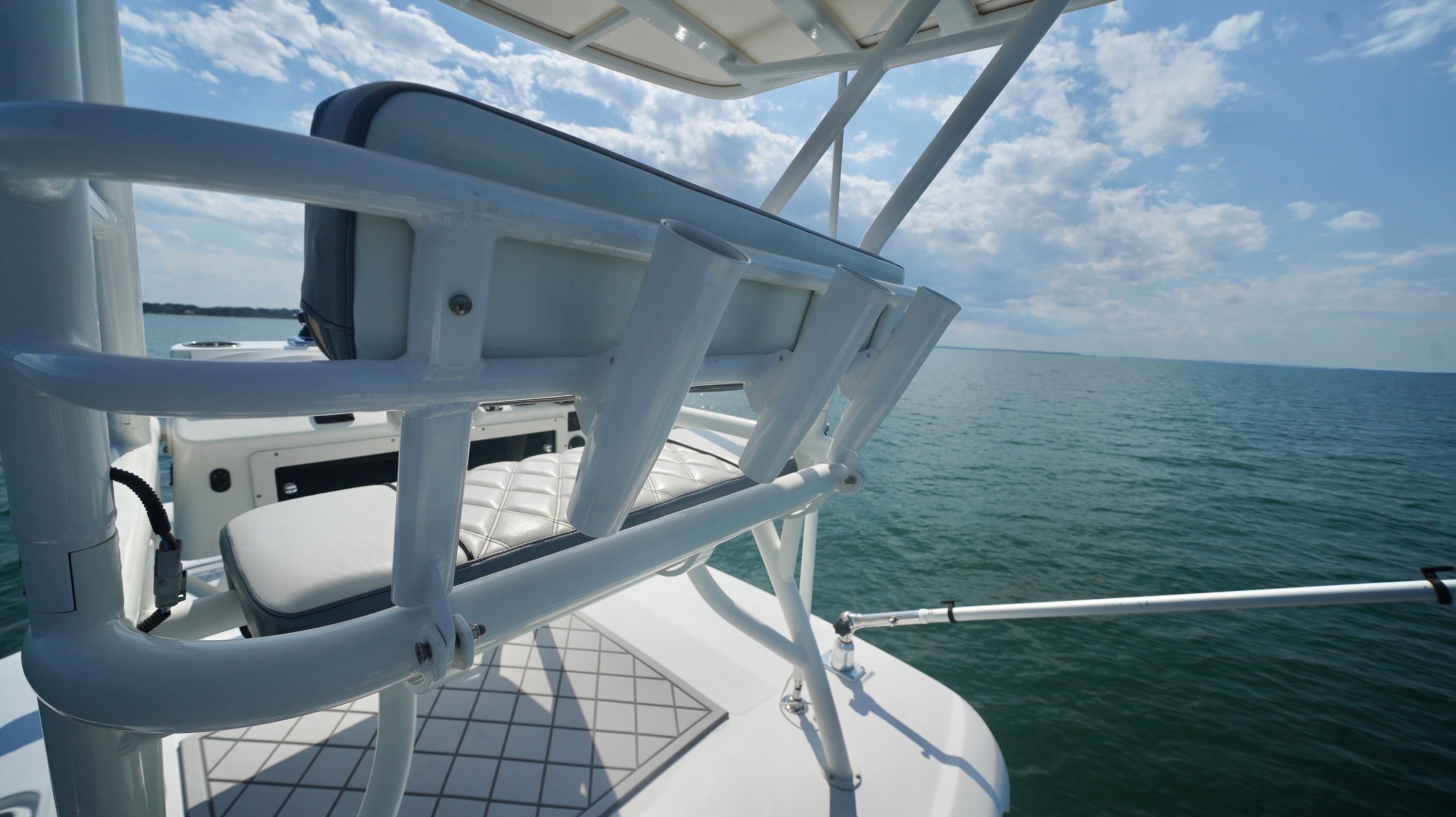 2013 Boston Whaler 350 Outrage - 109