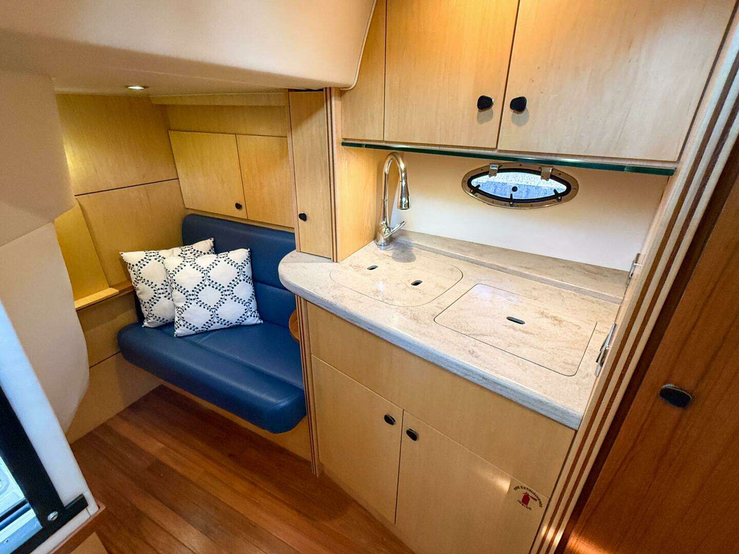 2013 Tiara Yachts 3600 Coronet - Image 30
