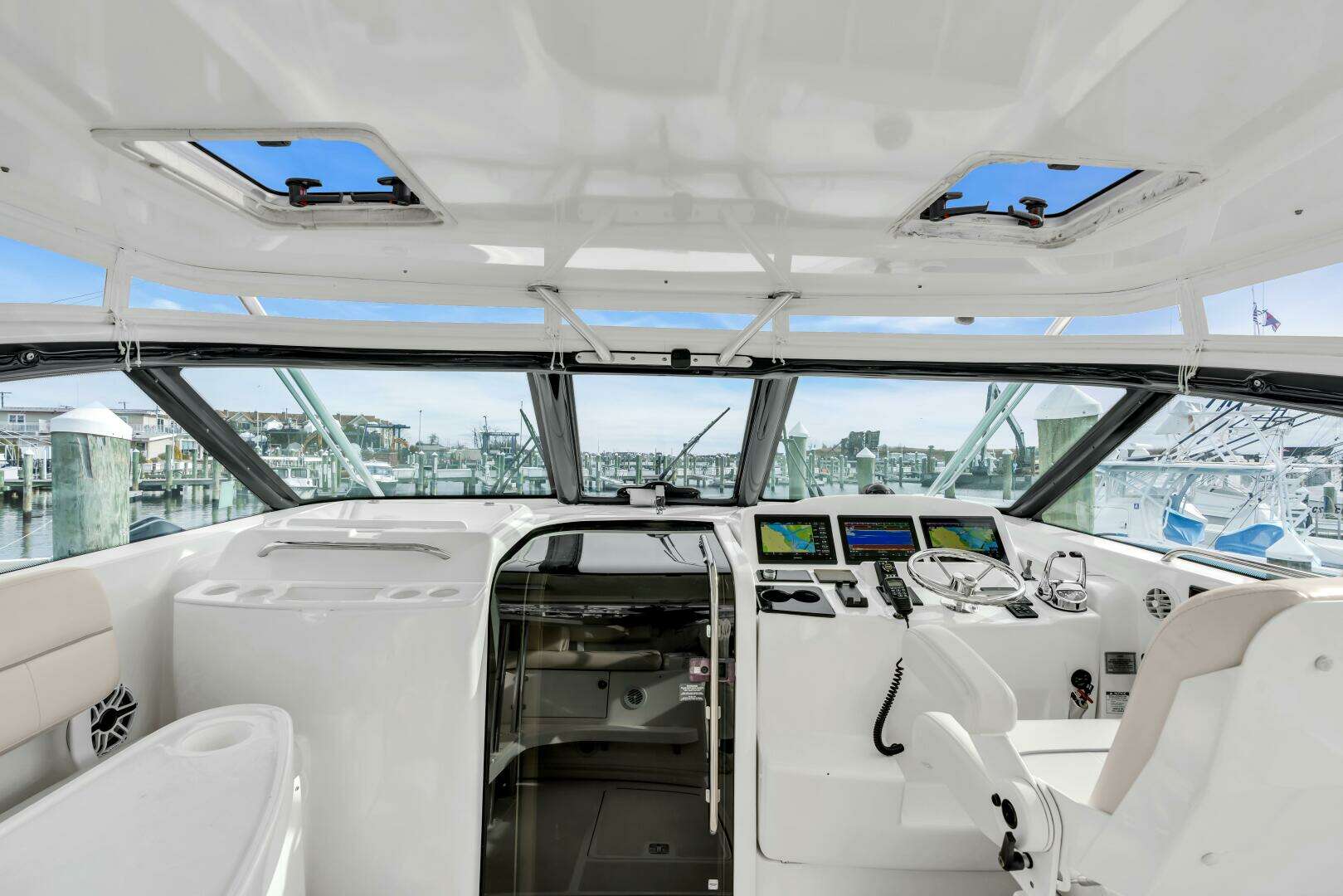 2006 Tiara Yachts 4200 Open - Image 60