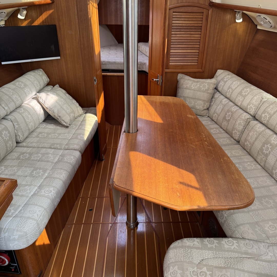 2002 Hunter 326 - Image 53