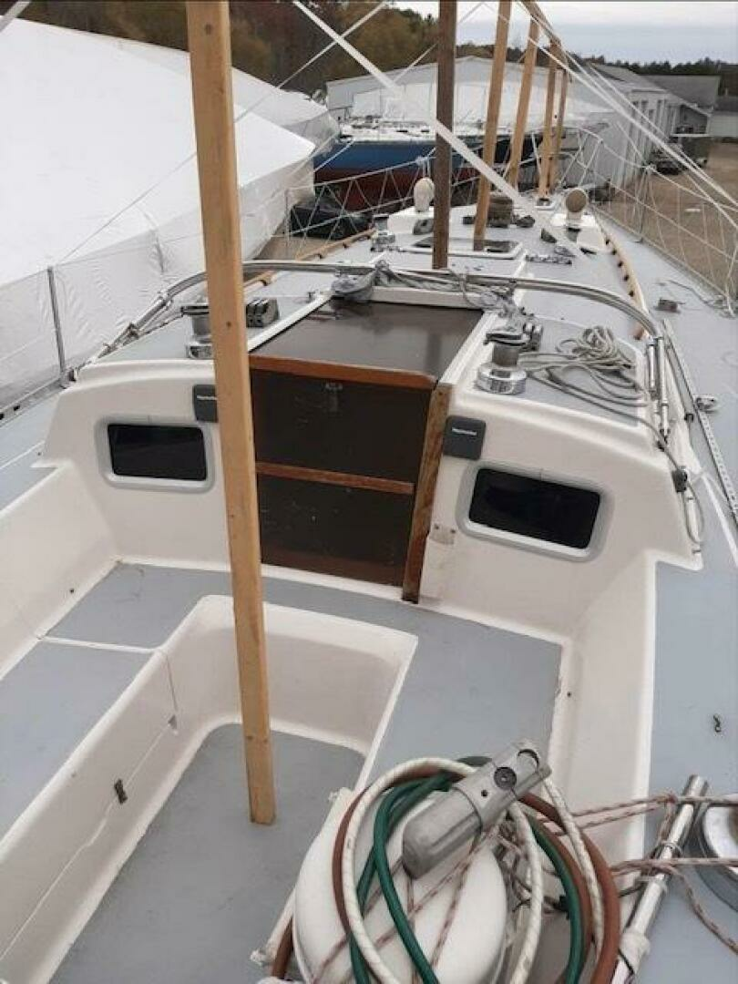 1988 J Boats — - Image 5