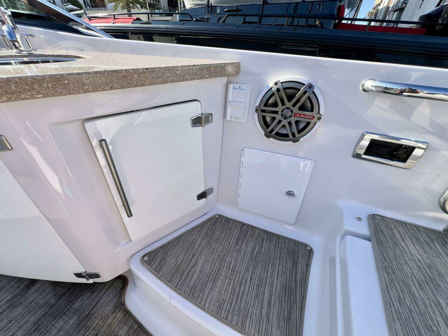 2019 Four Winns H290 - Image 35
