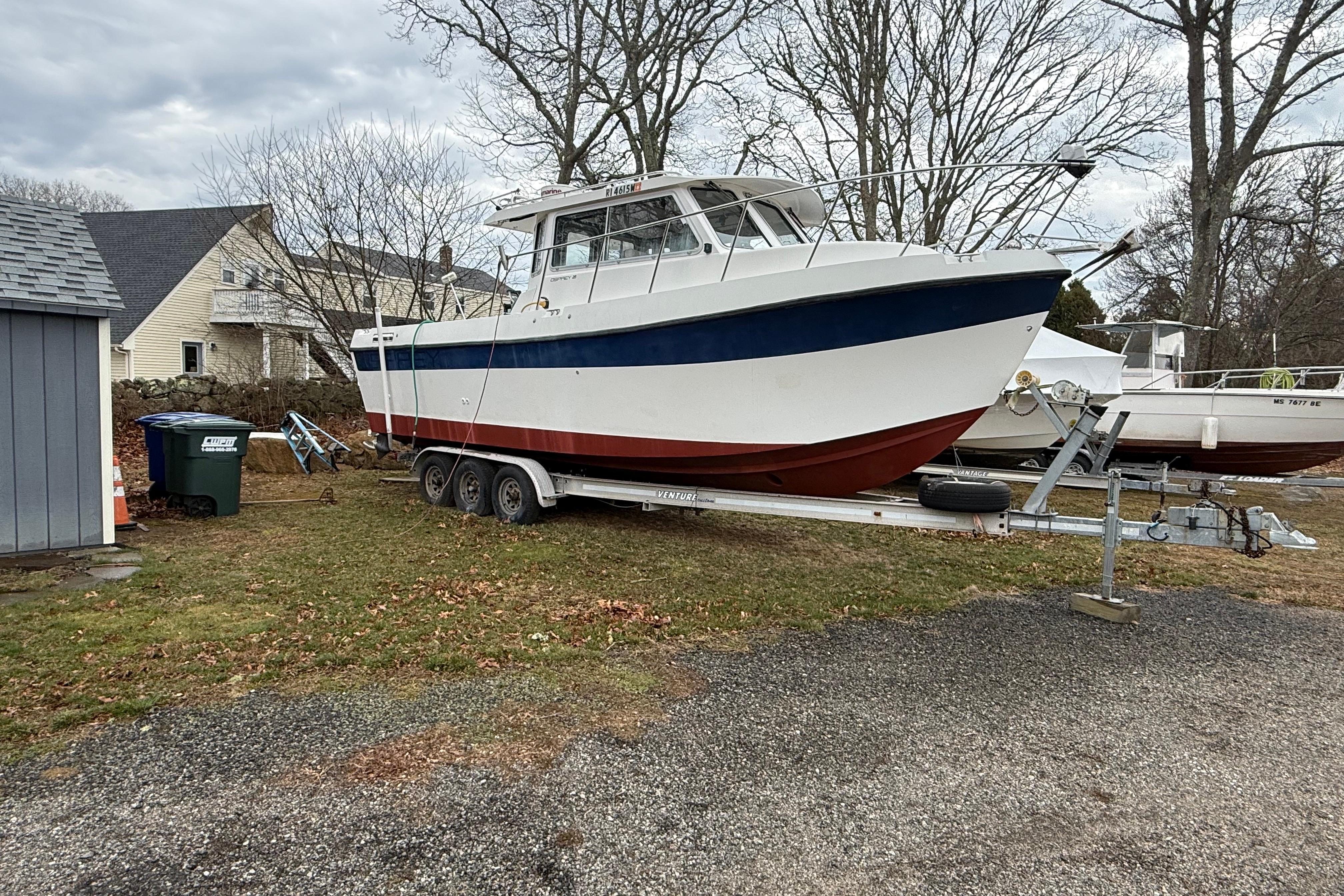 2005 Osprey 28 Long Cabin