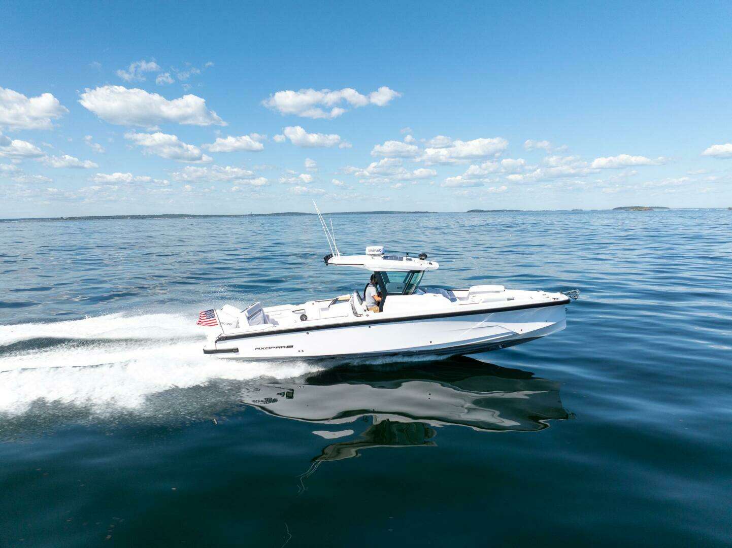 2025 Axopar CCX Center Console - Image 5