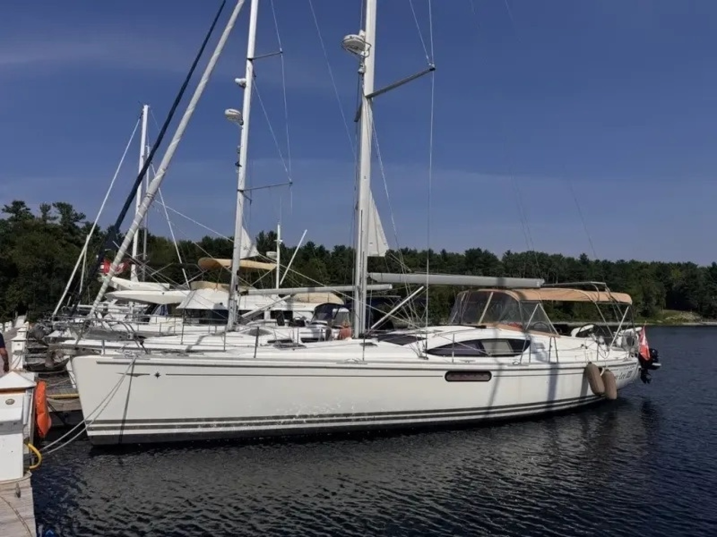 2011 Jeanneau 50 Deck Saloon - Image 2
