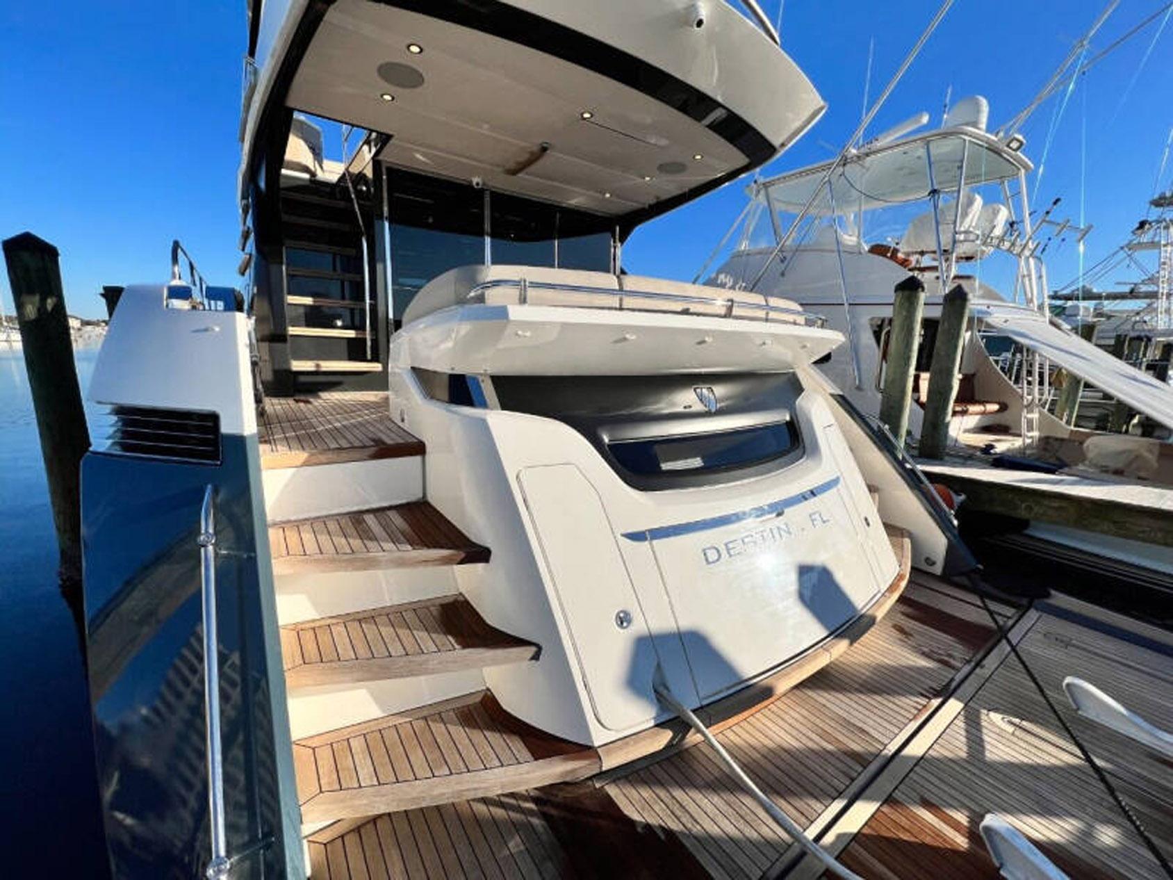 2020 Fairline Squadron 68 - 83