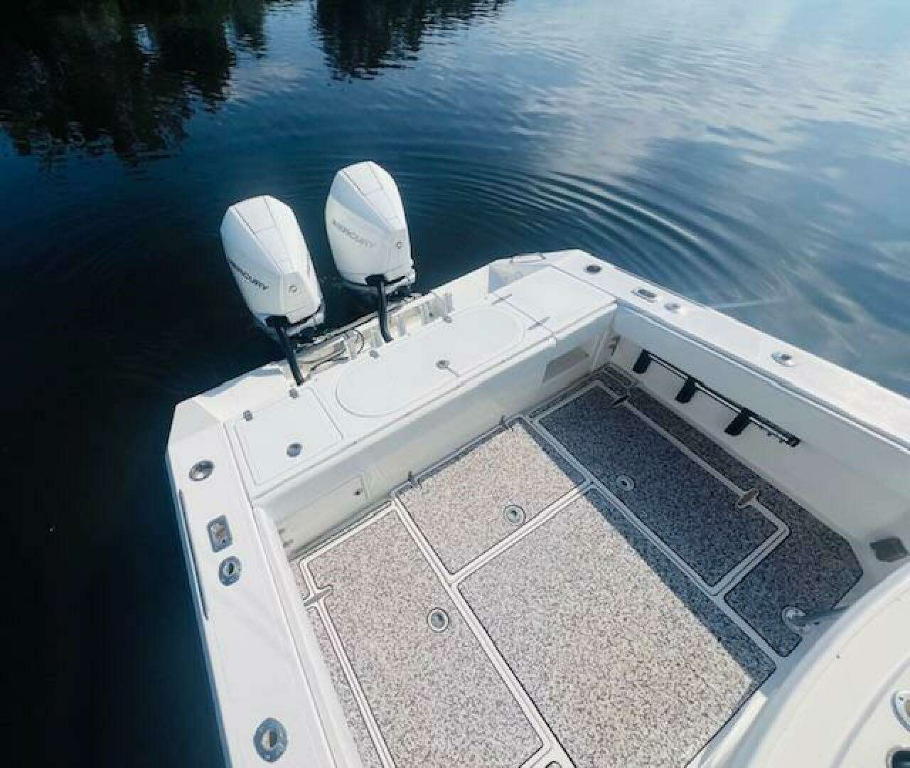 1999 Venture 34 Walkaround with Tower - Image 29
