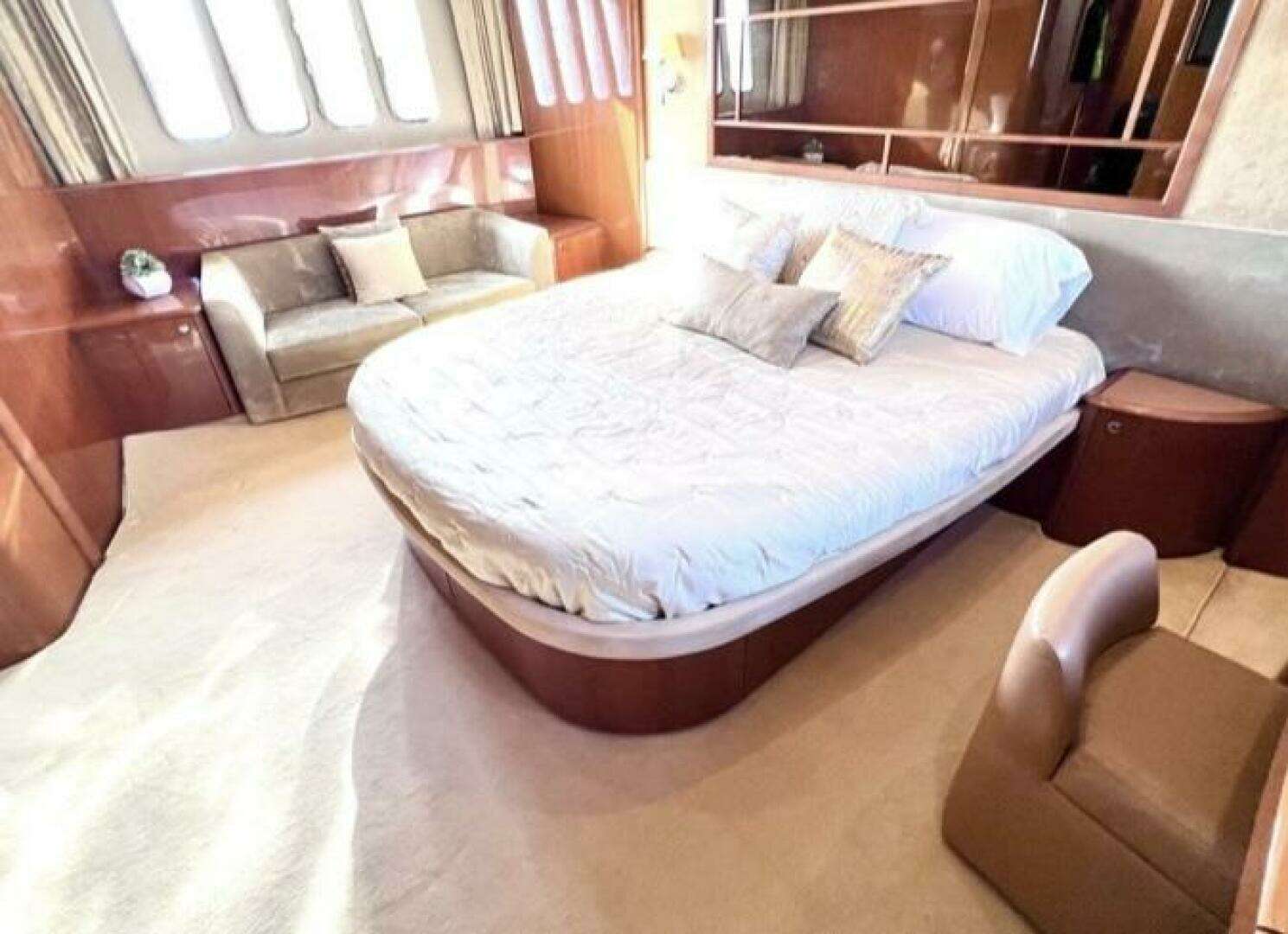 2008 Viking Princess 67 Flybridge - Image 8