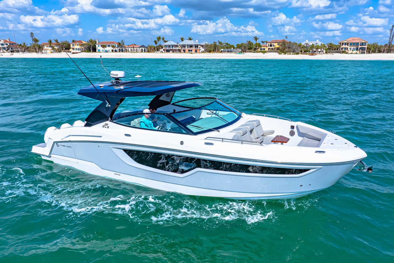2025 Cruisers Yachts 38 GLS OB - 49