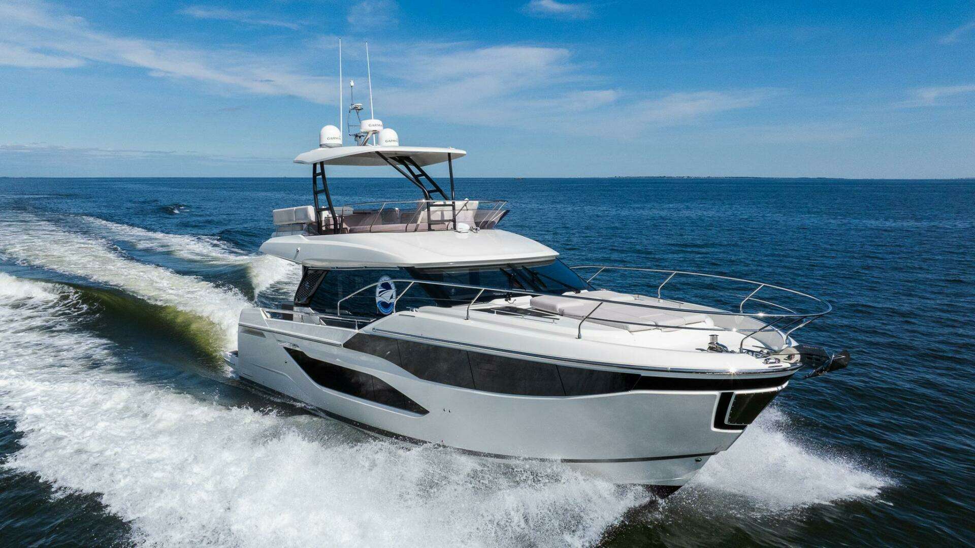 2025 Prestige F4.9 - Image 2