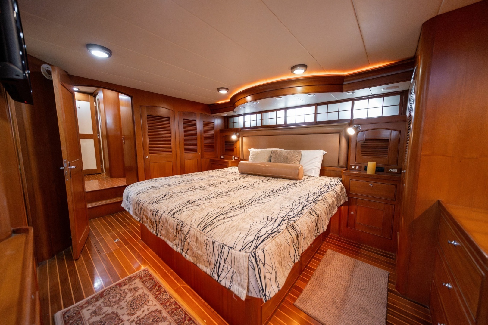 2003 Marlow Explorer 65C - Image 22