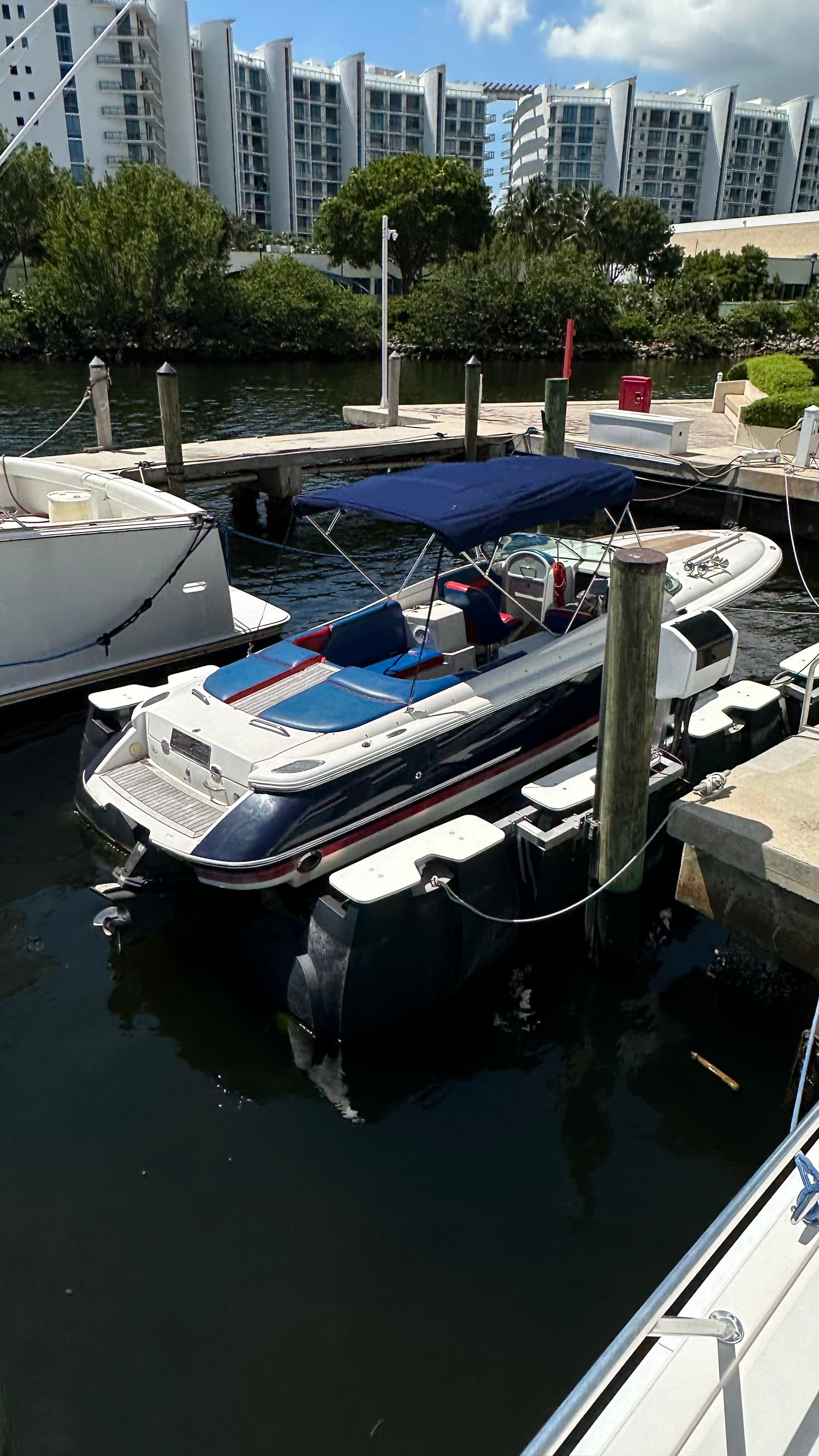 2009 Chris-Craft Corsair 25