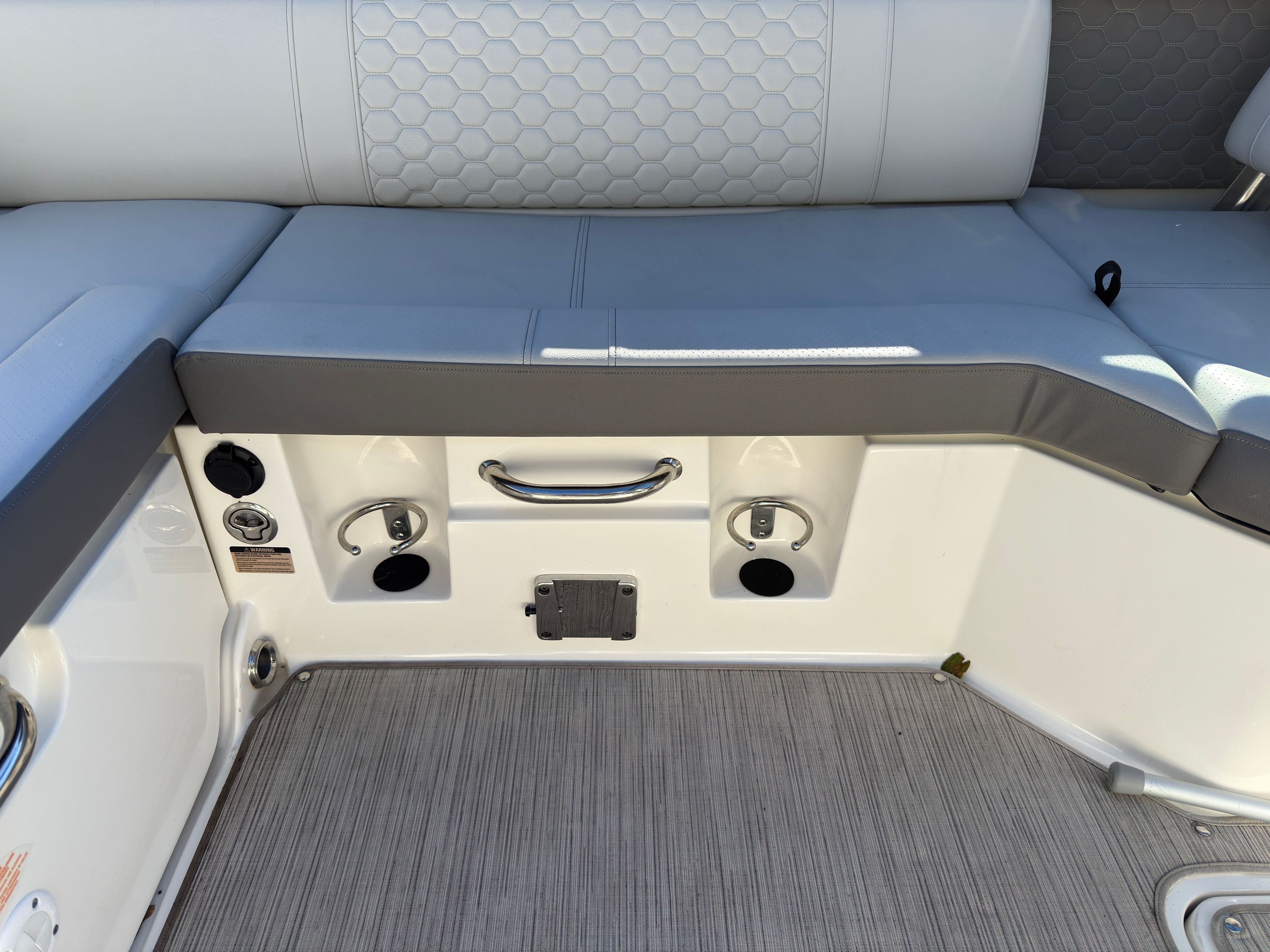 2022 Sea Ray SDX 250 - 20