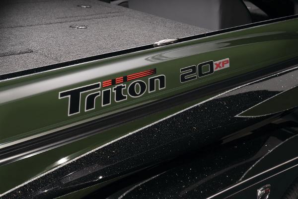 2026 Triton 20XP Patriot - 82