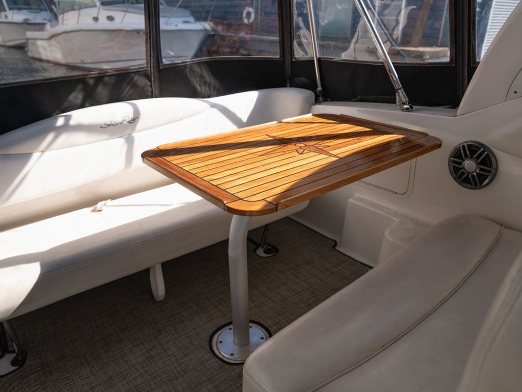 2006 Sea Ray Sundancer 280 - 11