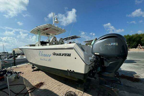 2023 Sailfish 290CC