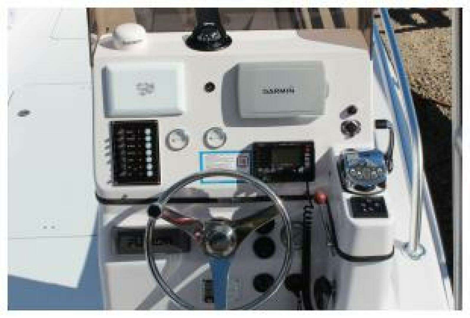 2015 Commercial OceanPro 35 - Image 10