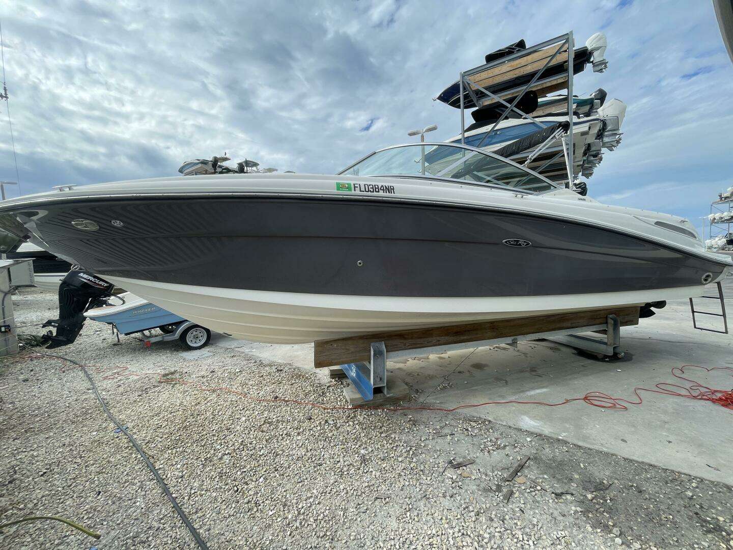 2008 Sea Ray 270 SLX - Image 5