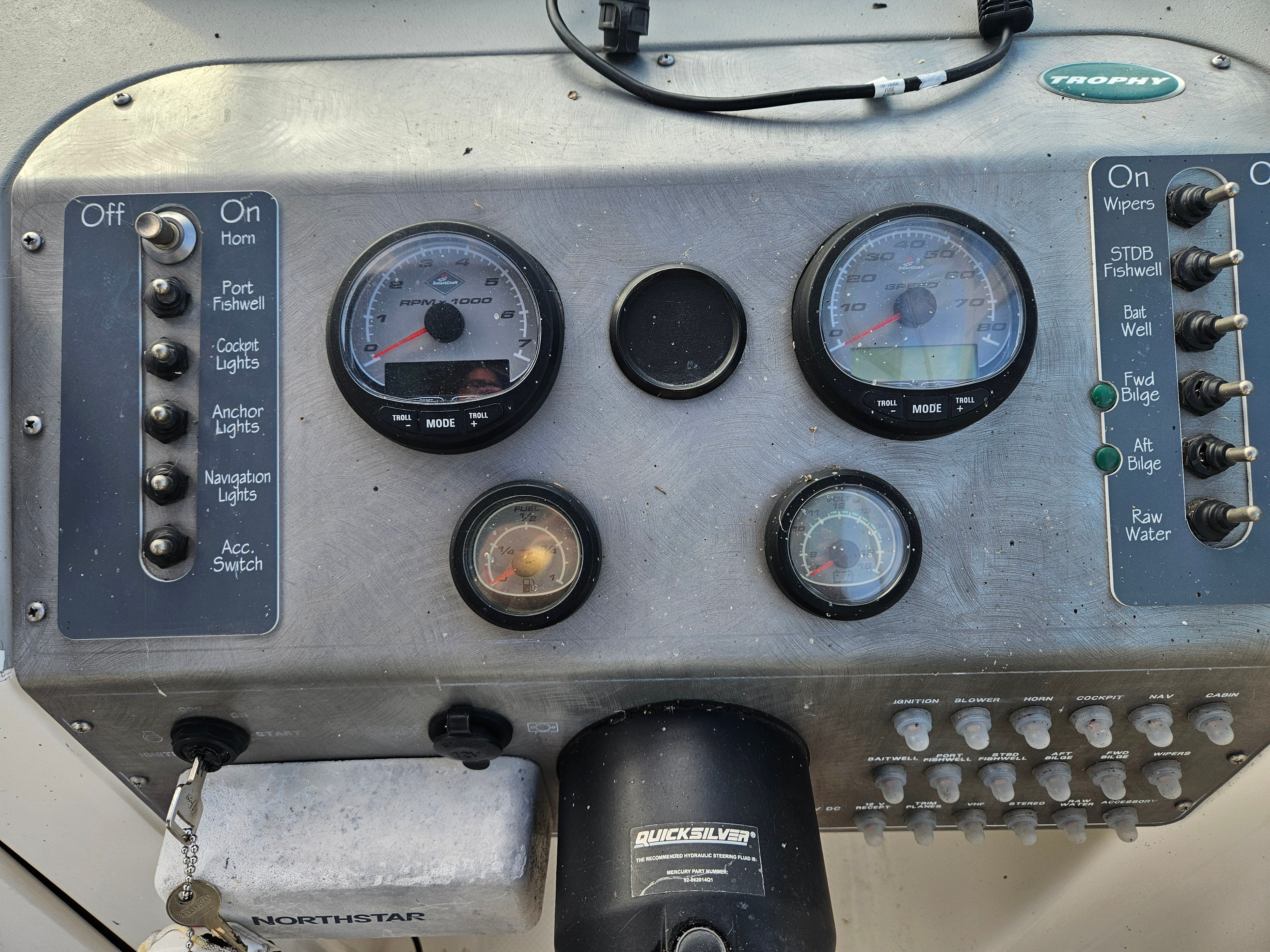 2009 Bayliner Trophy Pro - 9