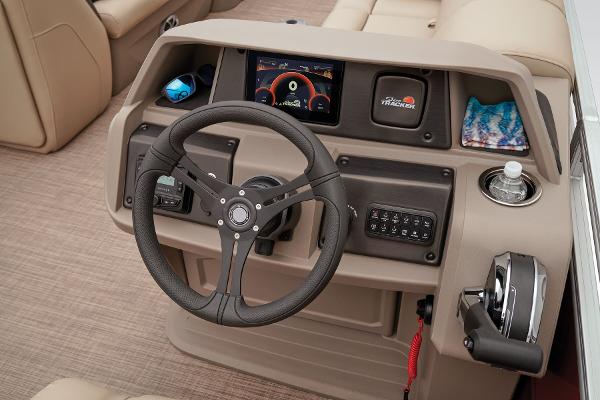 2024 Sun Tracker Party Barge 24 DLX - 35