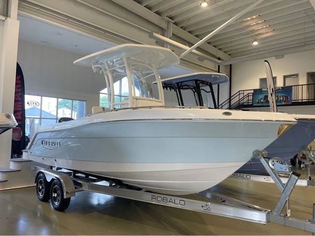 2024 Robalo R222