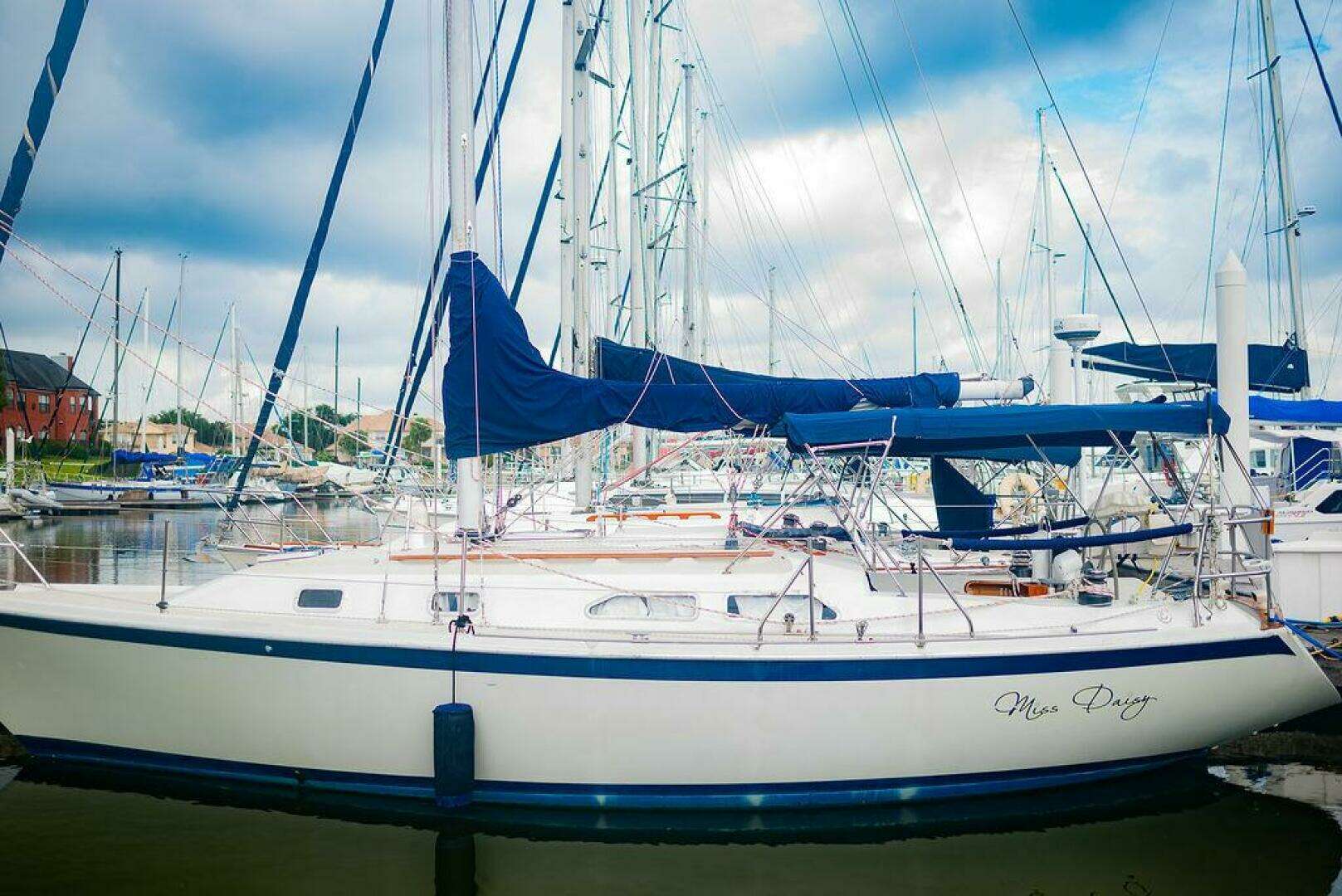 1987 Ericson — - Image 55