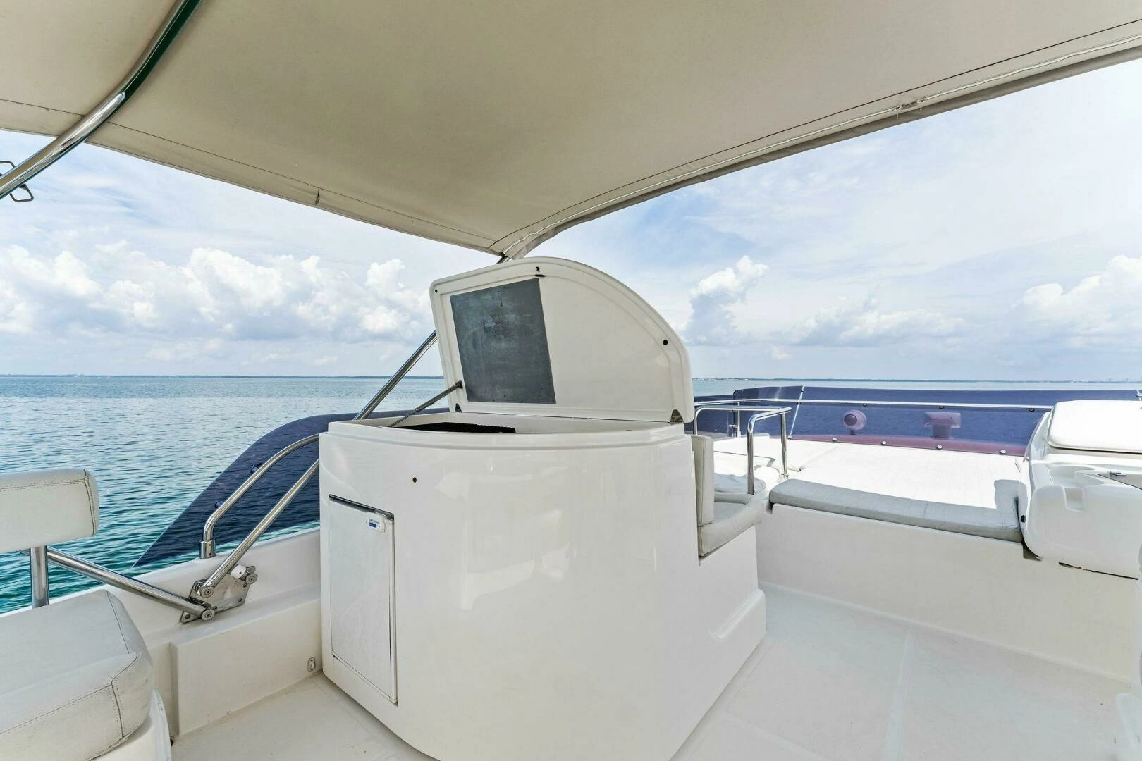 2013 Ferretti Yachts 620 - Image 45