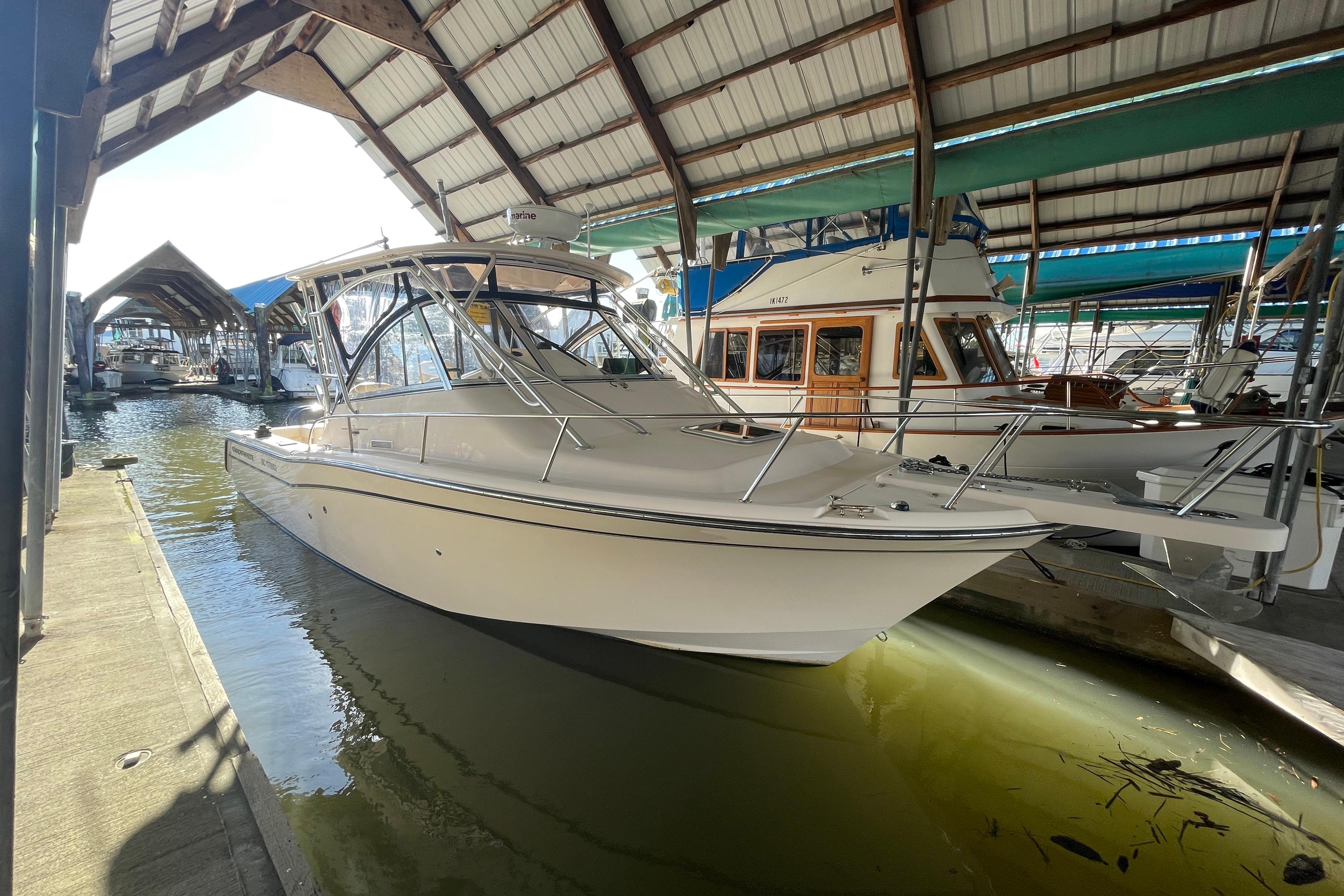 2007 Grady-White Express 305
