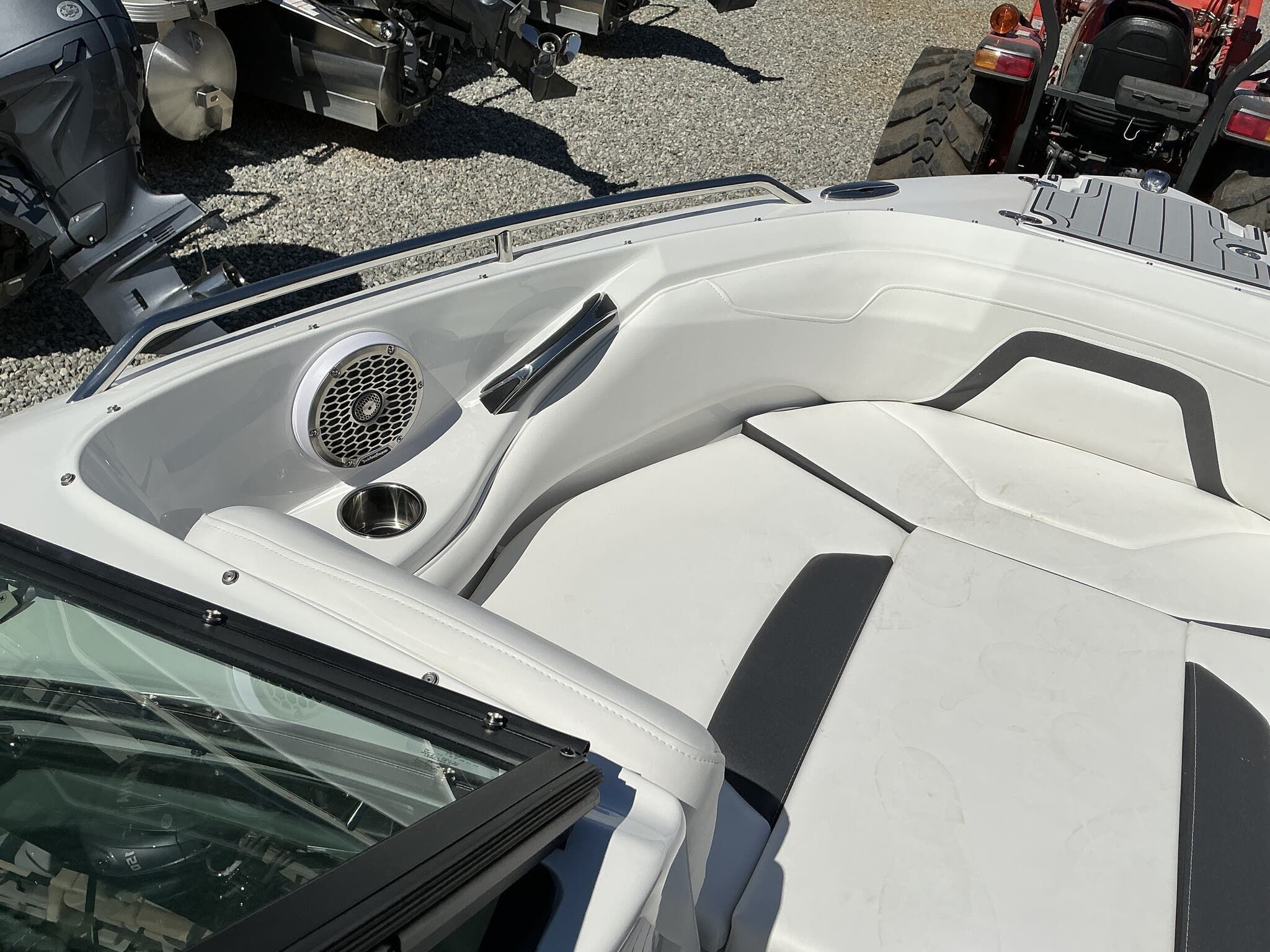 2025 Monterey 224FS - 9