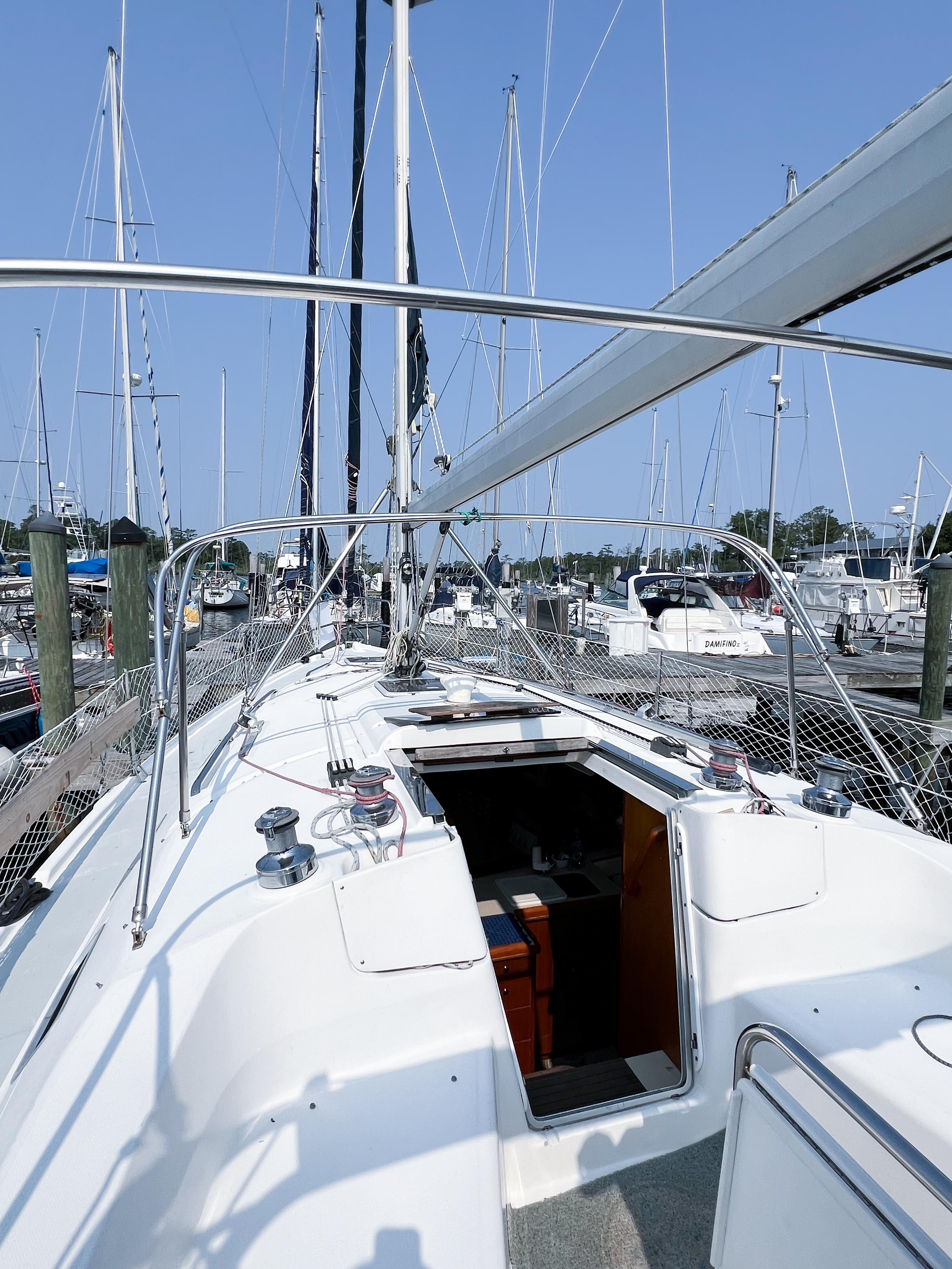 2002 Hunter 356