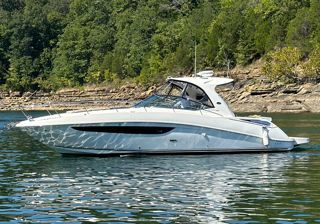 2014 Sea Ray Sundancer 370