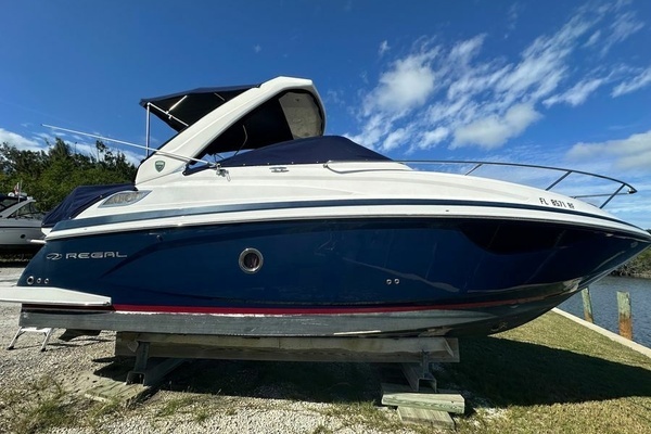 2017 Regal 28 Express