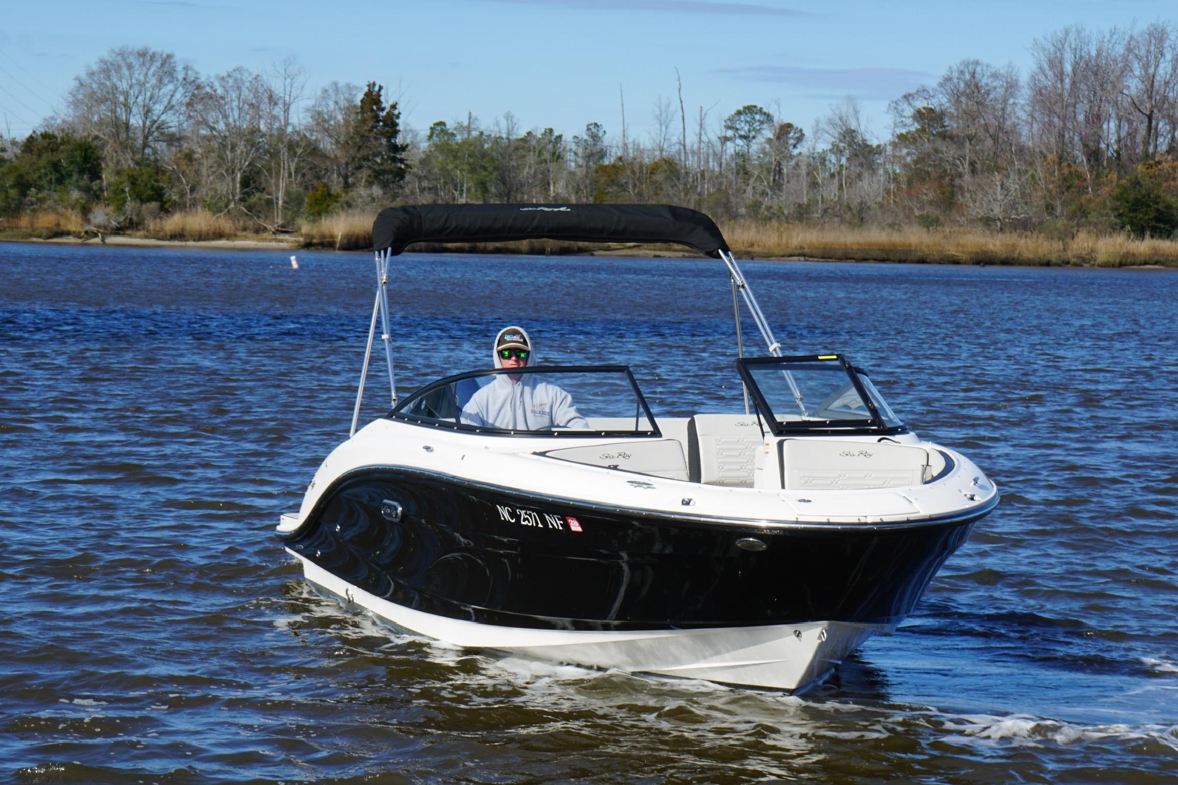 2025 Sea Ray 21 SPX OB