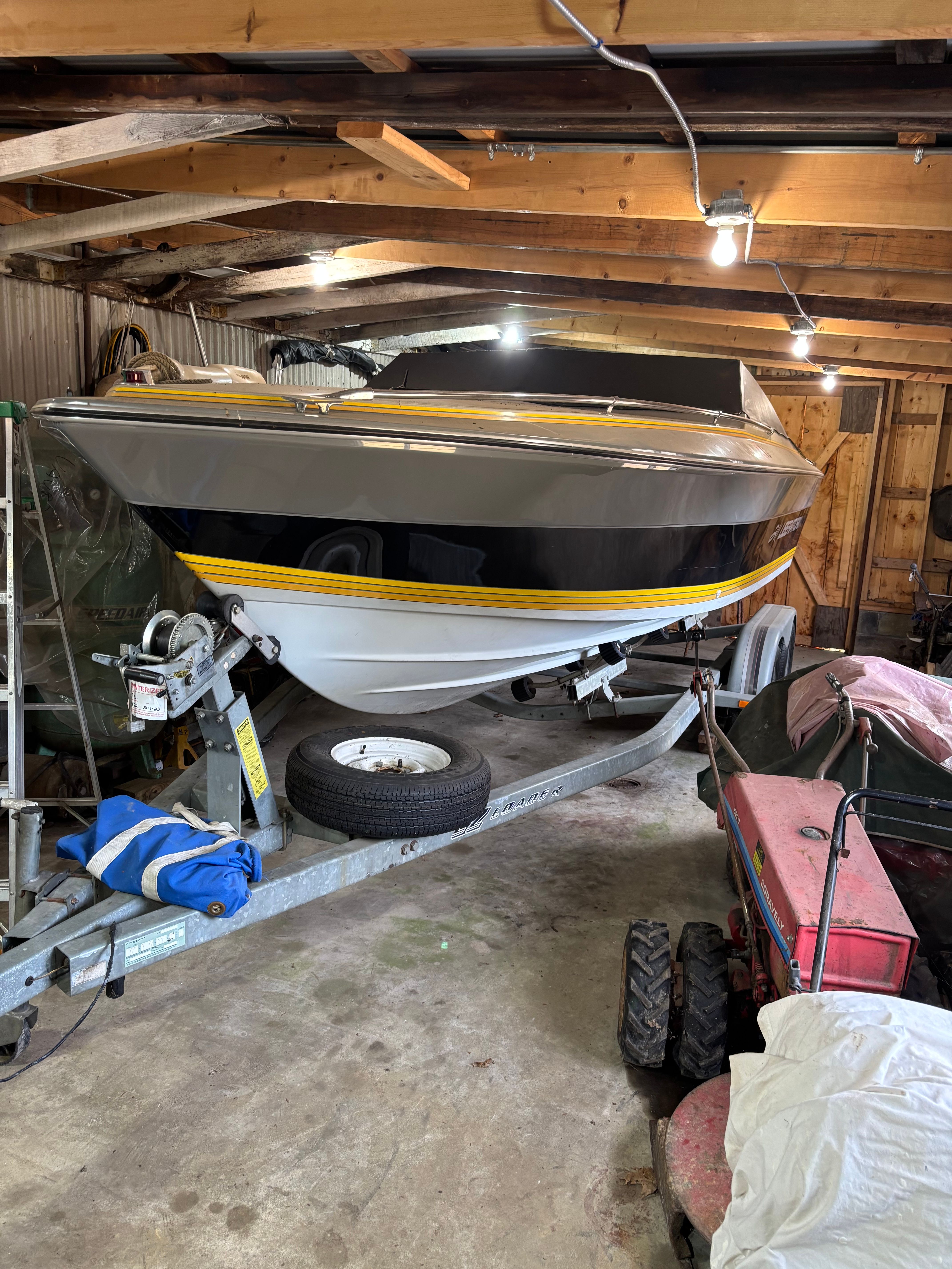 1988 Four Winns Liberator