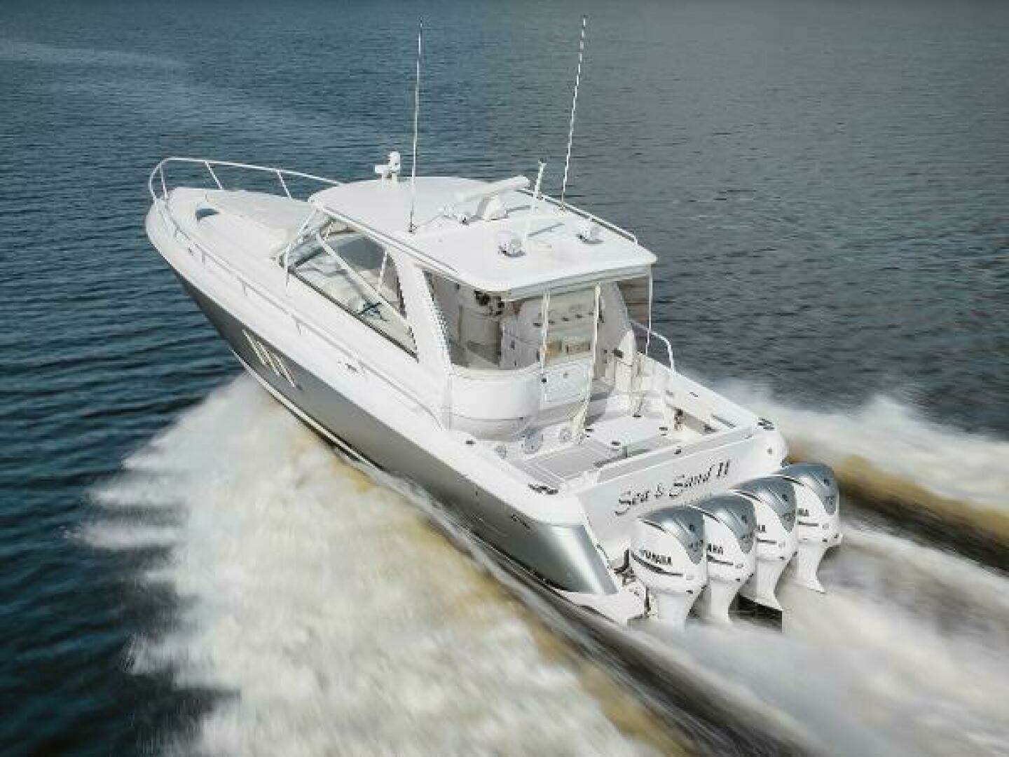 2018 Intrepid 475 Sport Yacht - Image 11