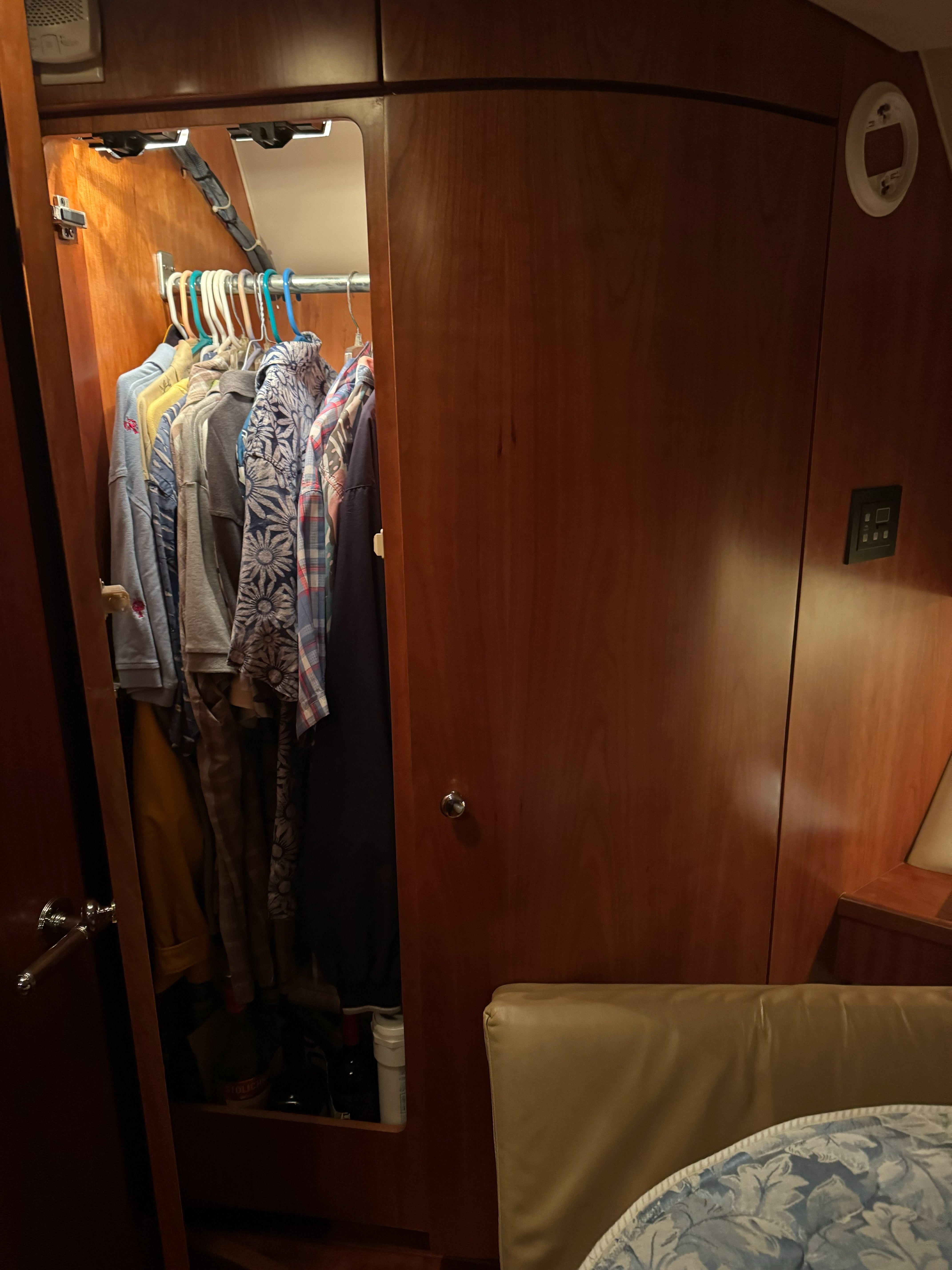 2003 Tiara Yachts 5000 Open - 61