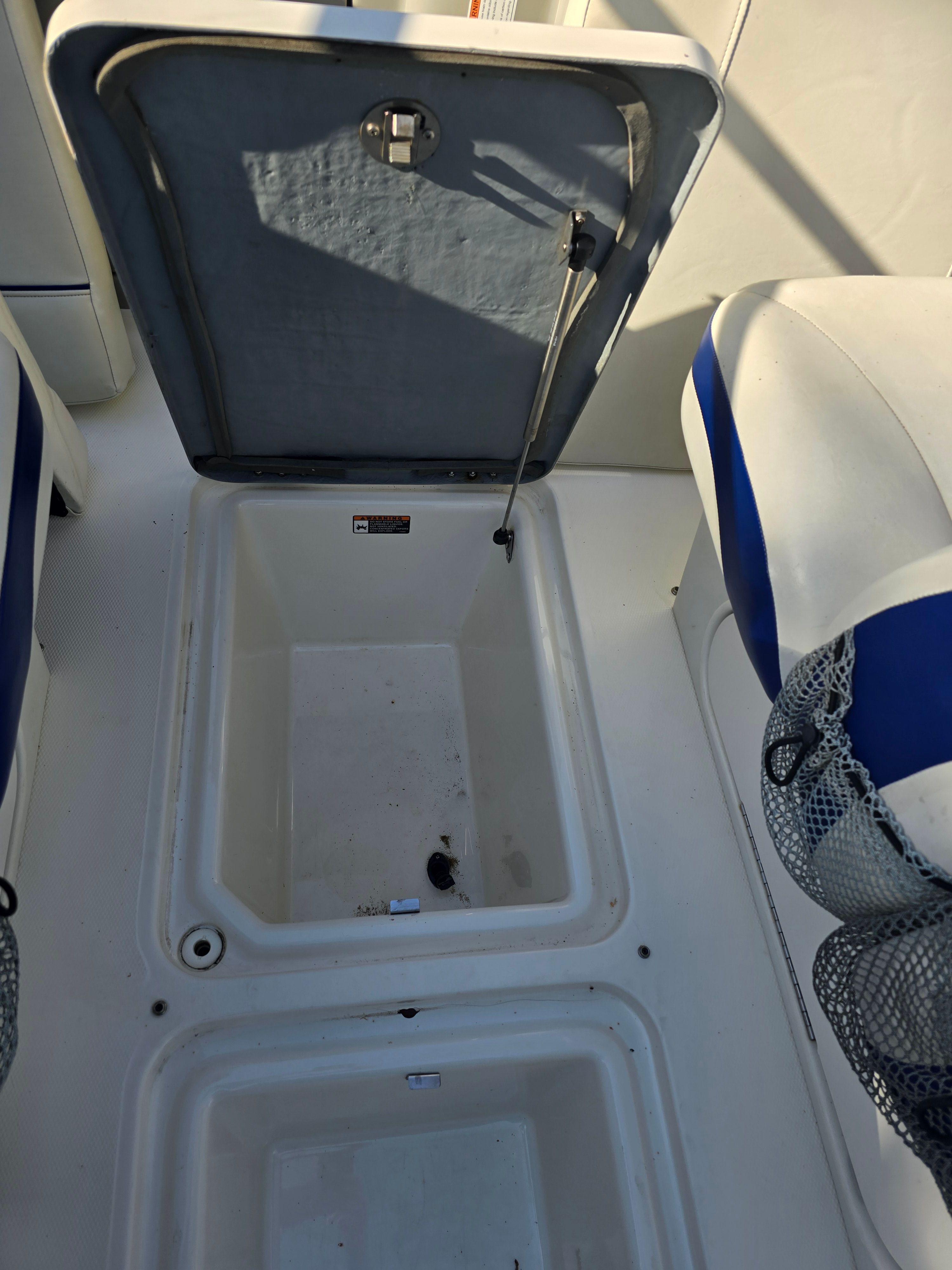 2007 Bayliner Discovery 192 - 15
