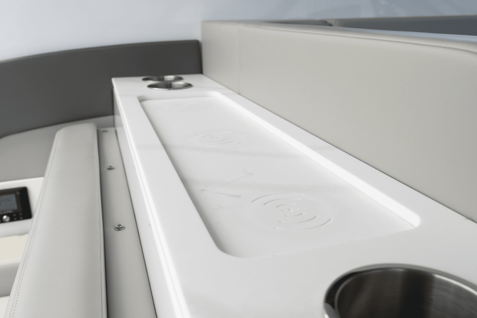 2026 Cruisers Yachts 50GLS OB - Image 54