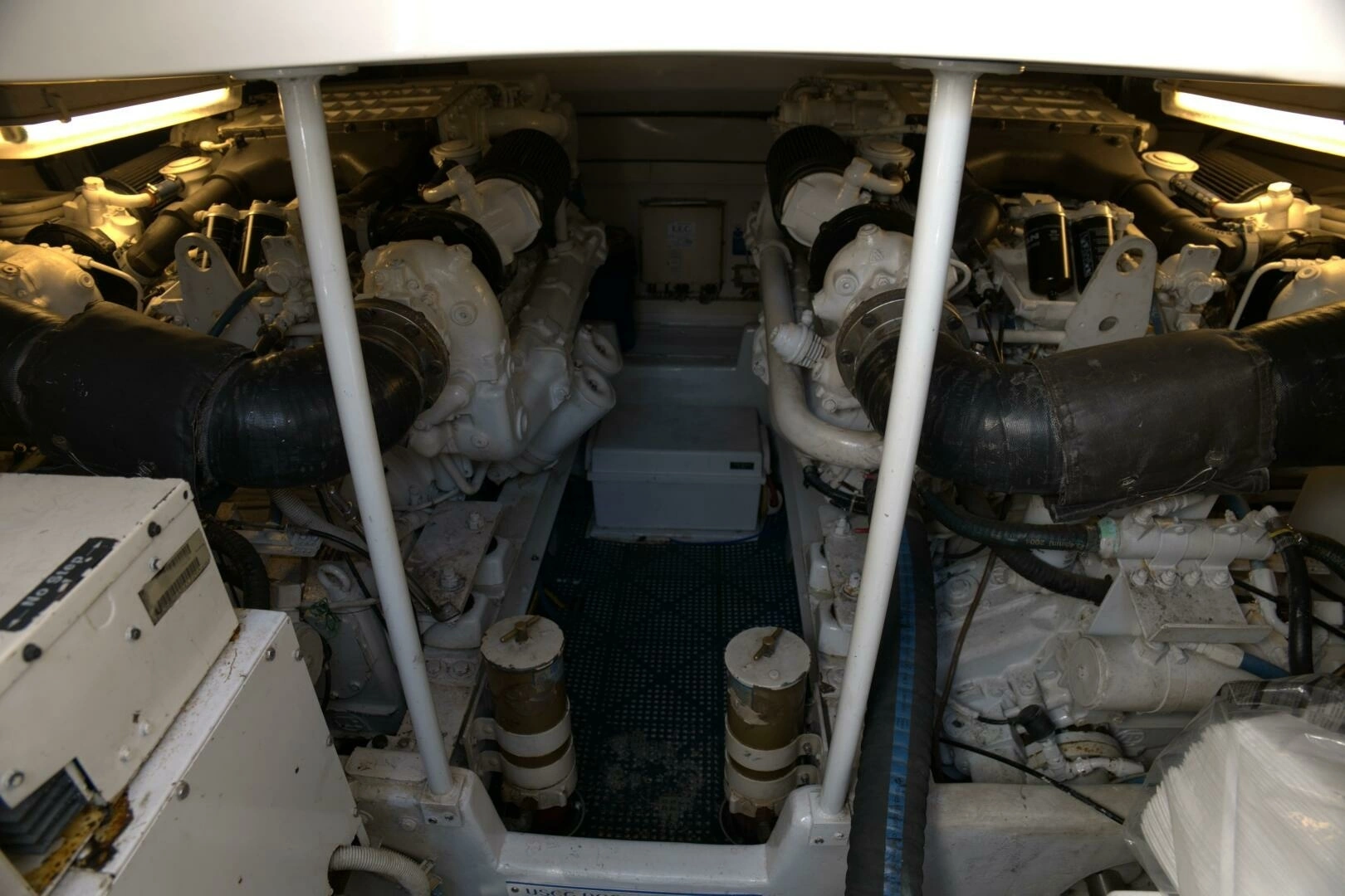 2002 Viking 43 Open - Image 36