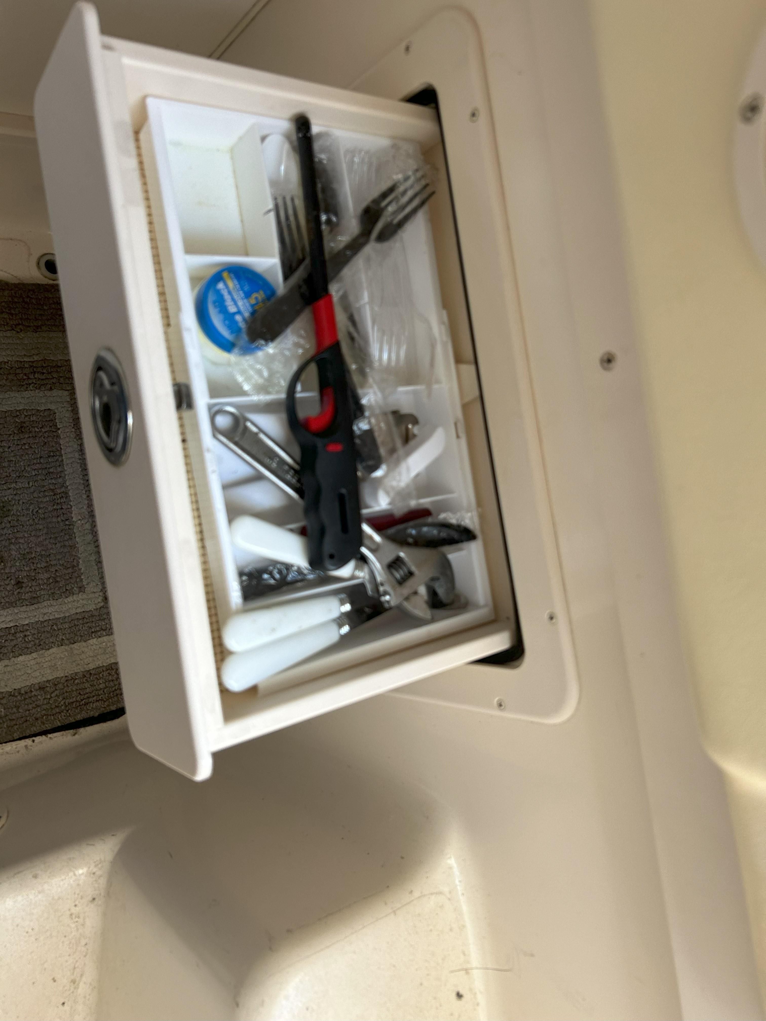 2003 Grady-White Express 265 - 10
