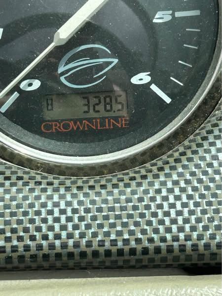 2006 Crownline 216