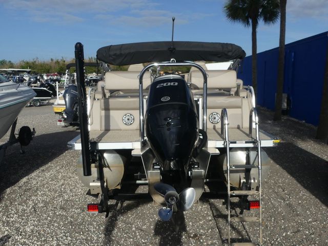 2025 Avalon LSZ Rear Fish 25 FT - 6
