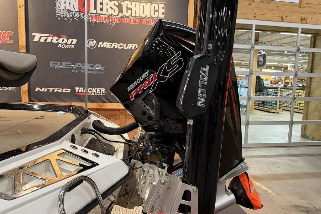 2020 Ranger Z520L boat with Mercury Pro XS engine and Talon anchor system.