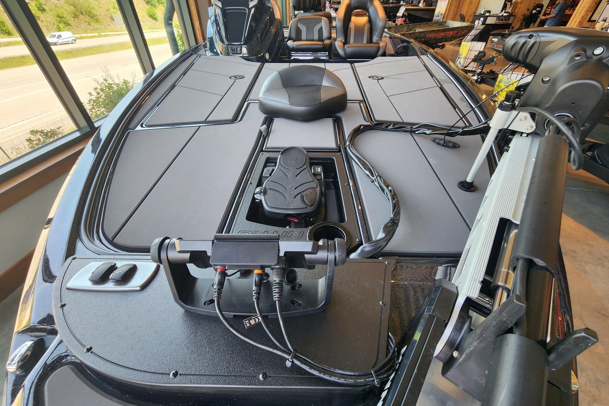 2026 Nitro Z19 XL Pro fishing boat interior with advanced controls and seating.