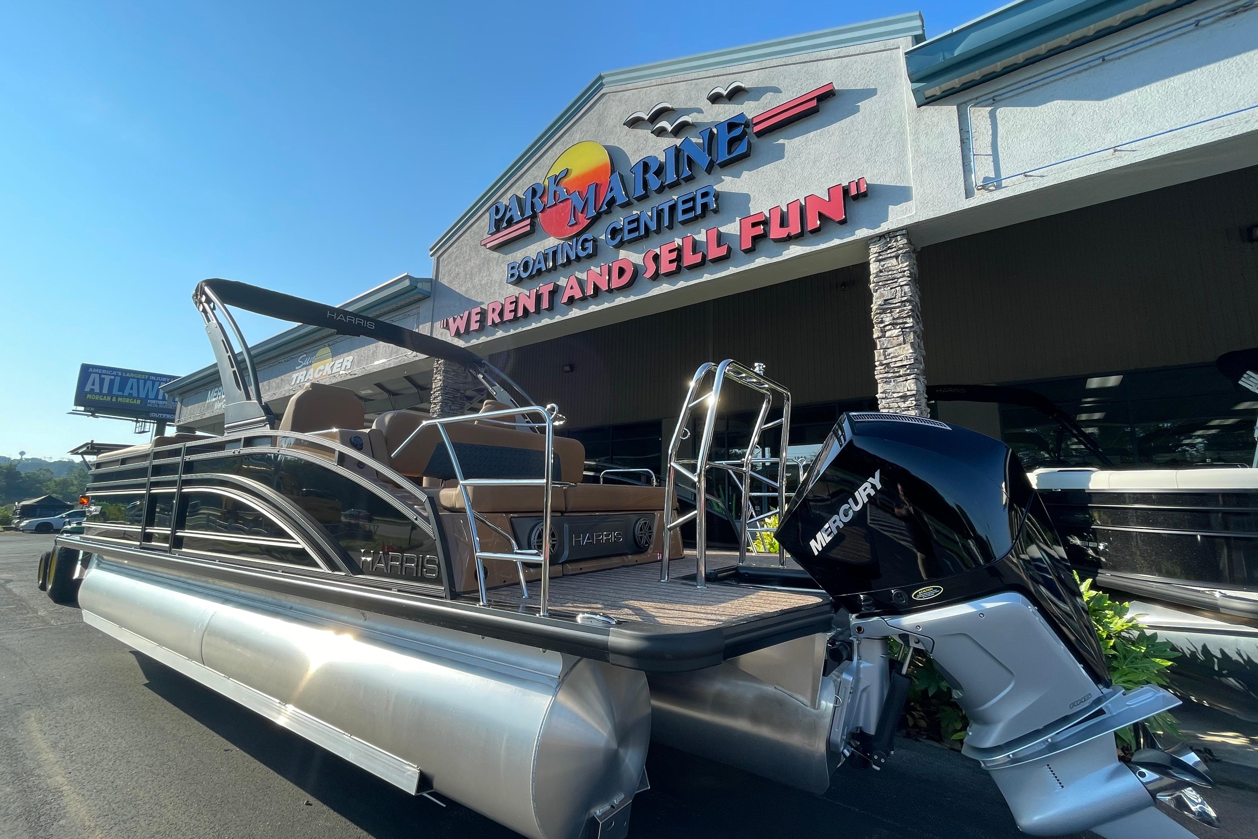 2026 Harris Solstice 250 SLDH pontoon boat at Park Marine Boating Center.
