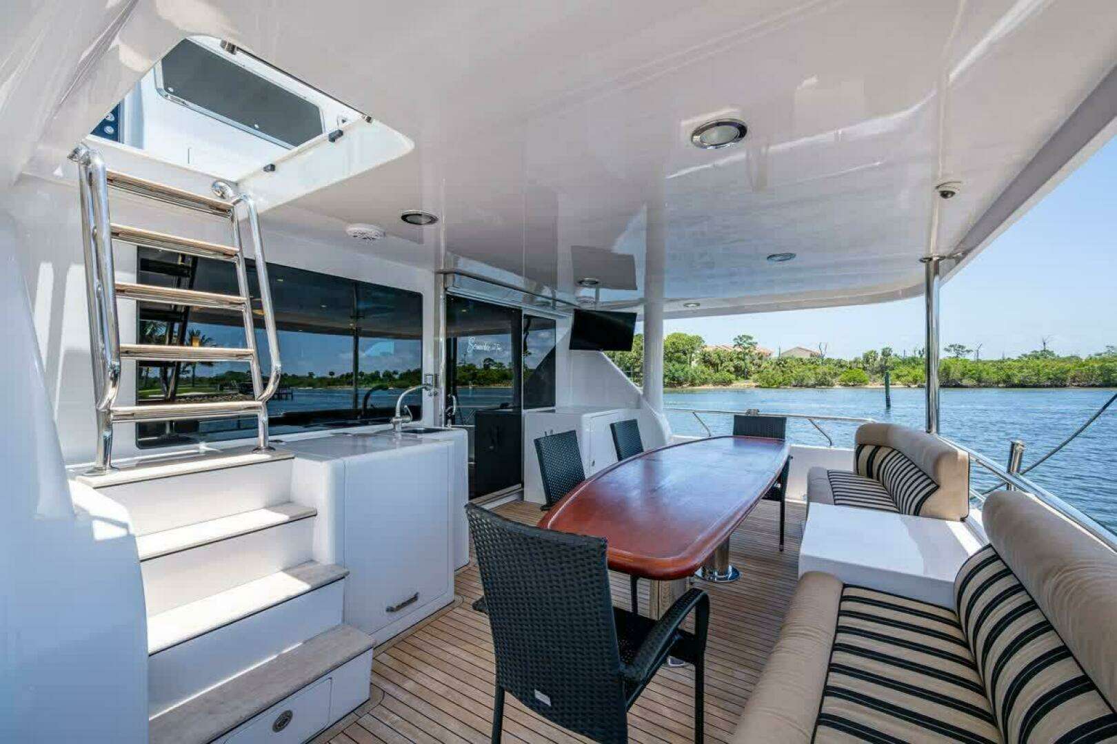 2005 Ocean Alexander 78 Pilothouse - Image 27