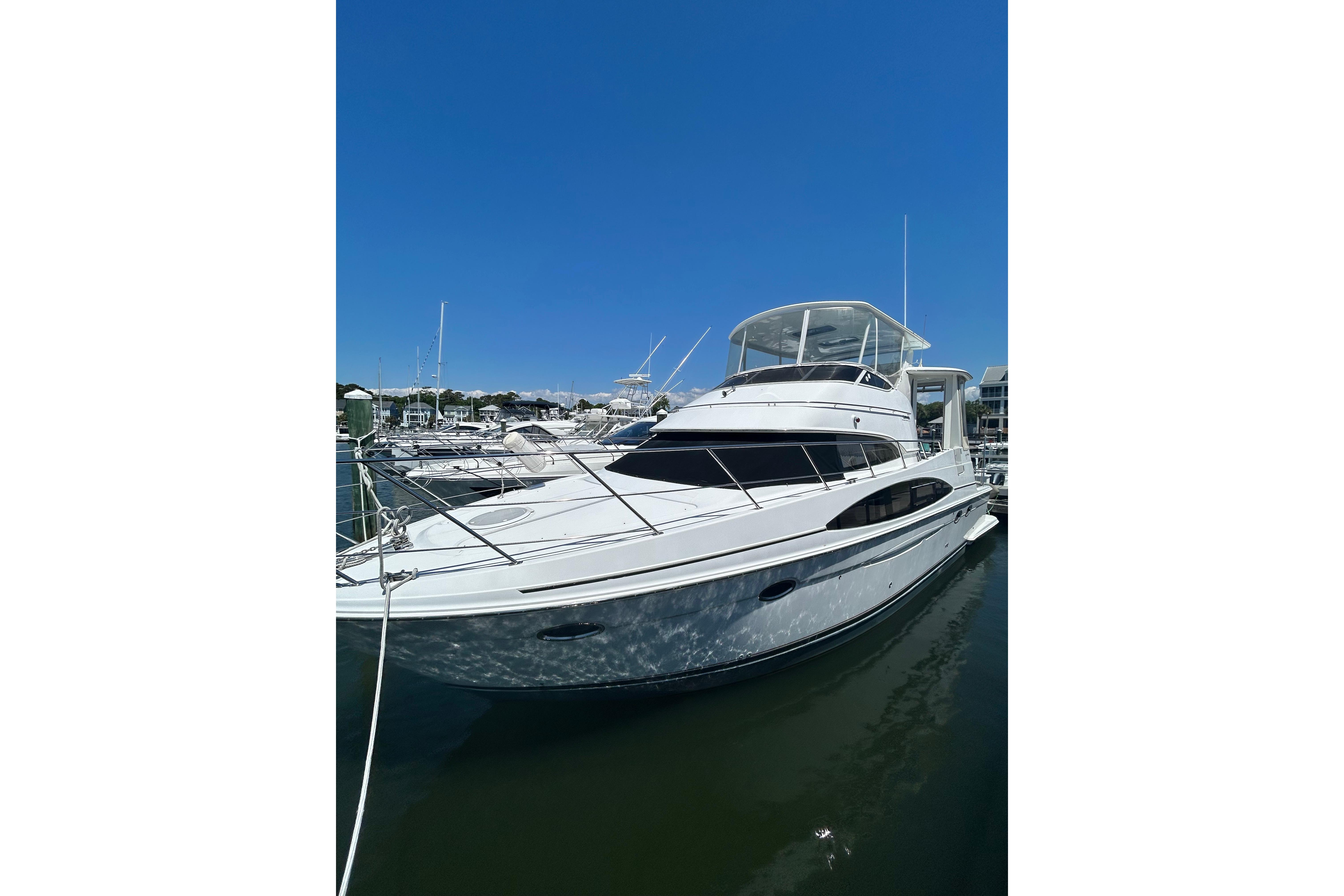 2003 Carver 444 Cockpit Motor Yacht