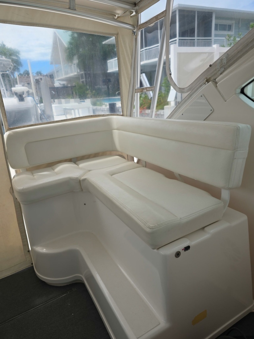 2006 Tiara Yachts 3600 Open - Image 11