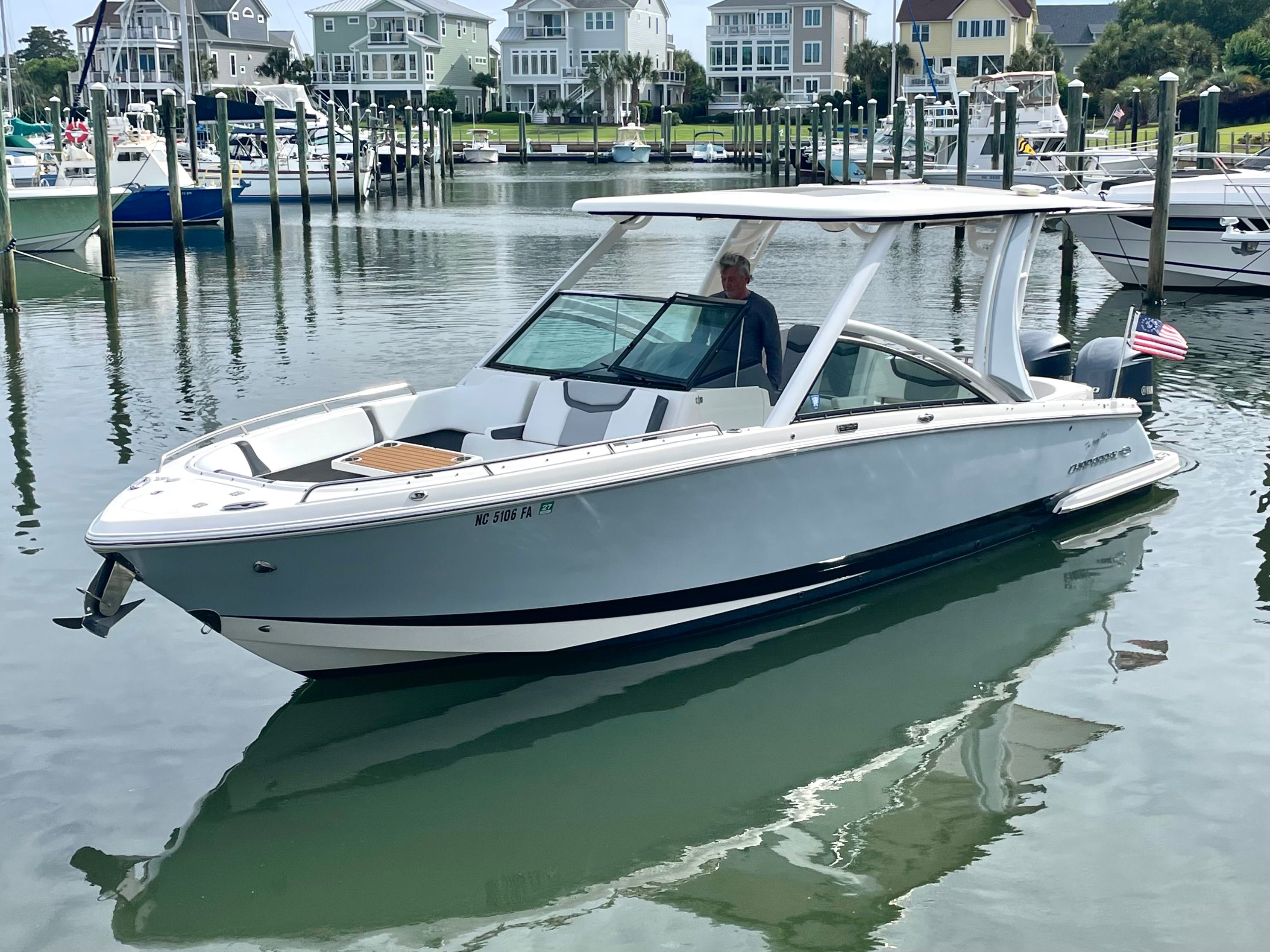 2021 Chaparral 300 OSX