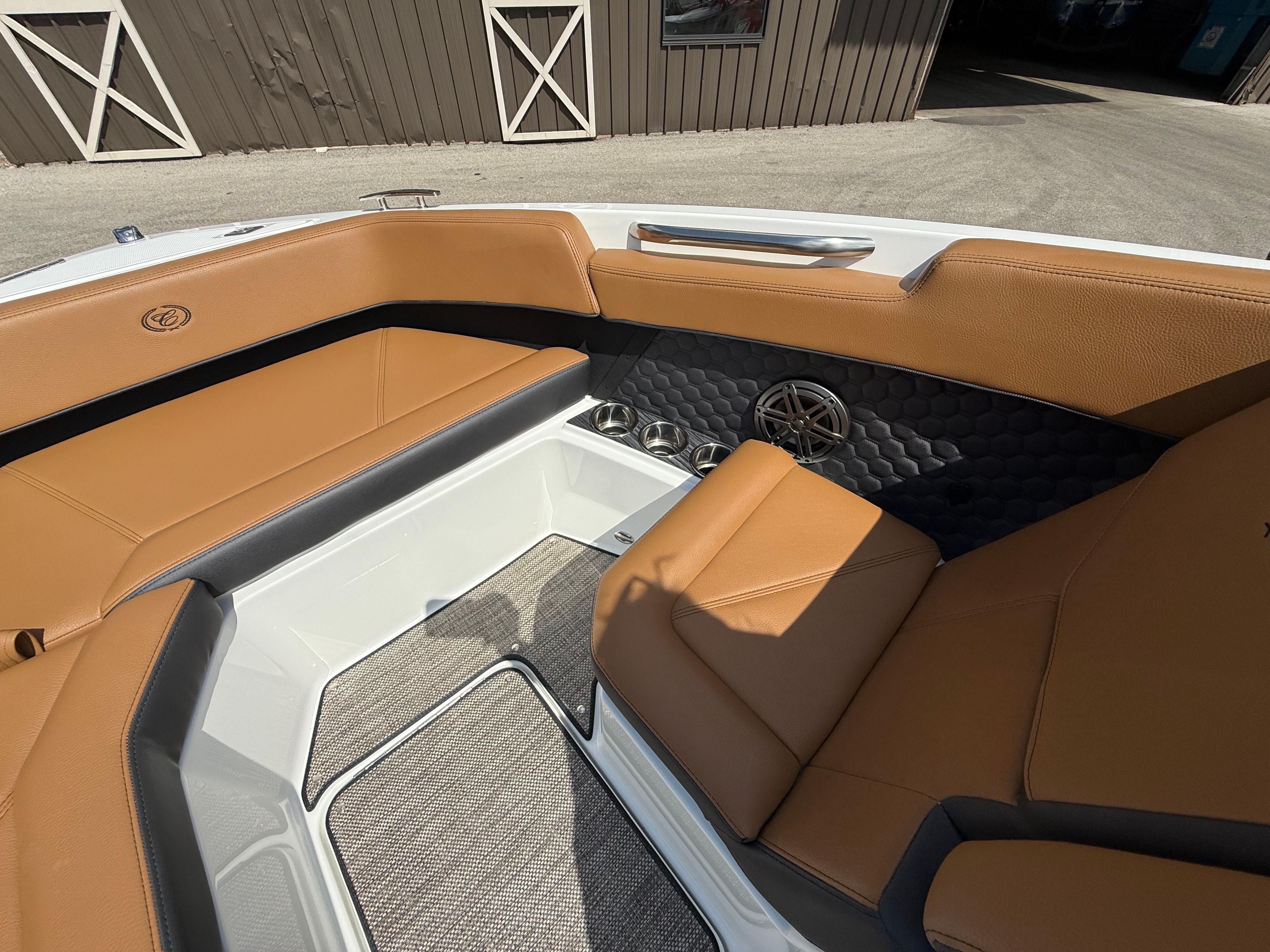 2026 Cobalt R6 Surf - 34